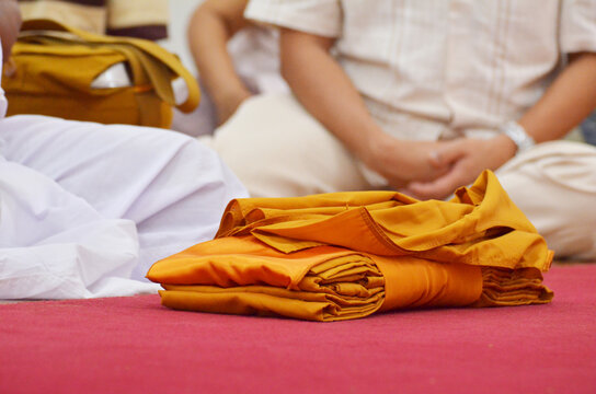 Buddhist Monk clothes 