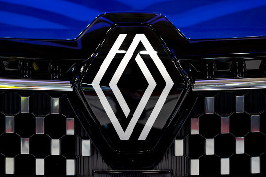 Renault Logo Immagini - Sfoglia 2,400 foto, vettoriali e video Stock
