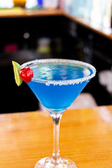 SUMMER DRINKS, MADE WITH FRUITS TO REFRESH.