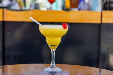 SUMMER DRINKS, MADE WITH FRUITS TO REFRESH.