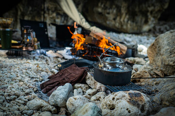 キャンプ道具 ケトル やかん 焚き火 焚き火台 無骨ソロキャンプ