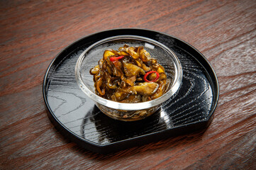 和食、キュウリ薄切りの漬物