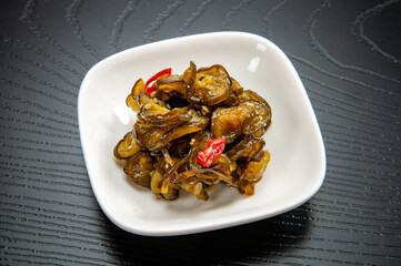 和食、キュウリ薄切りの漬物