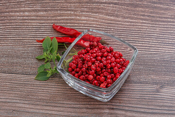 Red pepper seeds in the bowl