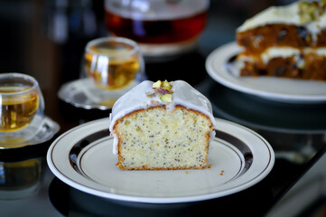 lemon cheese cake ,cheese cake or lemoncake with sesame and sugar glaze