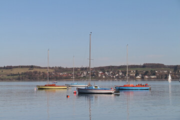 Fototapeta na wymiar Boote am Ammersee