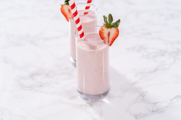 Strawberry banana smoothie
