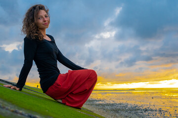 Frau am Wattenmeer (AG) - Ostsee