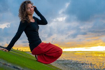 Frau am Wattenmeer (AG) - Ostsee