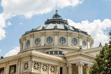 Fototapeta na wymiar Romanian Athenaeum in Bucharest, Romania