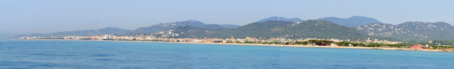 Fototapeta na wymiar Costa Brava coast between Calella and Blanes, Catalonia, Spain.
