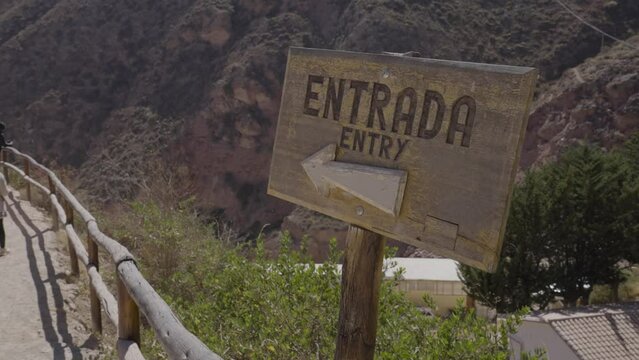 Entrace Sign in Peru at Salt Flats