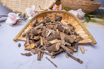 Oriental medicinal type manyprickle acanthopanax