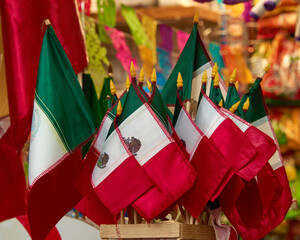sale of flags of Mexico, to celebrate independence day on September 15