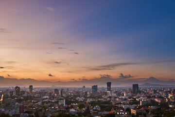 Fototapeta na wymiar aerial view of mexico city during sunrise
