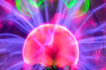Beautiful shot of Plasma Static Electricity on a Tesla Sphere