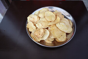 Homemade fried potato chips, 