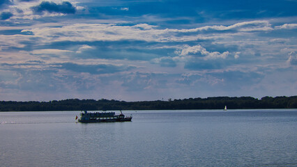 Ausflug Boot auf dem Cospudener See in Leipzig, Sachsen, Deutschland