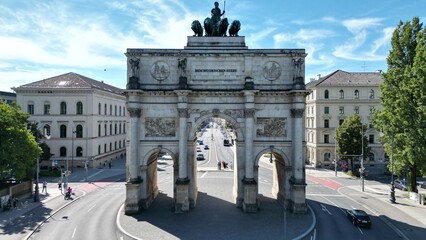 M&uuml;nchen - Siegestor / Munich - Siegestor