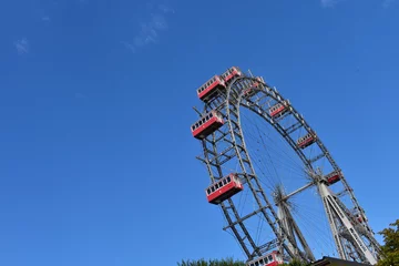 Deurstickers Ferris wheel in the large amusement park "Prater" in Vienna, Austria. © Spitzi-Foto