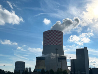 Thermal power plant — generates electrical energy by converting the chemical energy of the fuel...