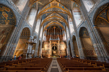 Vue de l'intérieur de la cathédrale d'Albi, Tarn, Occitanie, France - 528484249