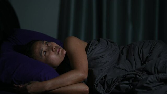 Asian women have a high concern that is why she can't sleep.Have stress from work