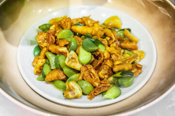 stir fried chicken with vegetables