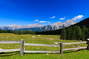 Fototapeta na wymiar Croda da lago - Dolomites - Italy