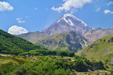 Obraz premium Mount Kazbek in the Caucasus Mountain Range During Summer