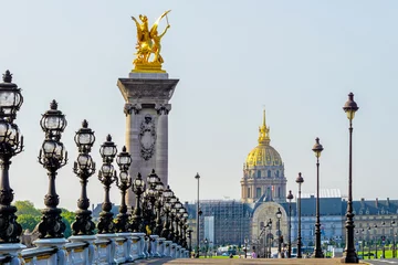 Papier Peint photo autocollant Pont Alexandre III Bridge Alexandre III and Les Invalides in Paris, France
