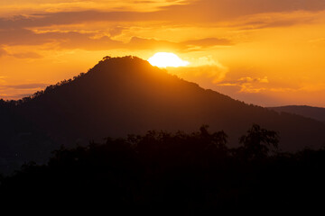 Obraz premium sunset in the mountains