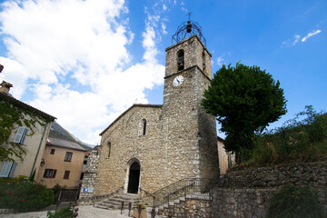 Fototapeta na wymiar Saint-Pierre church, Gréolières, south of France
