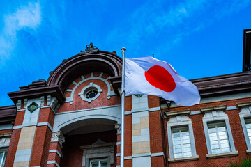 青空に映える日の丸