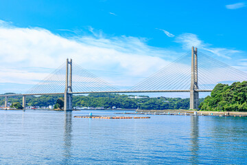 加部島から見た夏の呼子大橋　佐賀県唐津市　Yobuko Bridge in summer seen from Kabeshima 
island. Saga Prefecture Karatsu city.