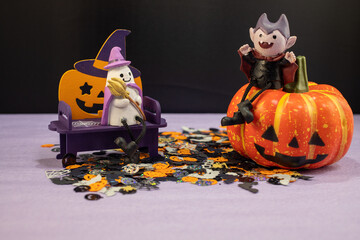 背景素材　可愛いハロウィンのキャラクター達