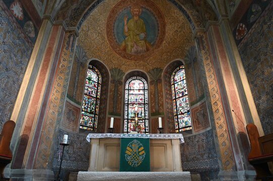 Altarraum der Klosterkirche in Marienwerder bei Hannover