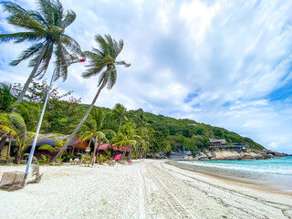 Obraz premium Haad Rin beach or Hat Rin in Ko Pha Ngan, Thailand