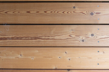 Holzwand horizontal