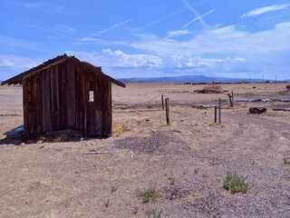 abandoned house in the desert