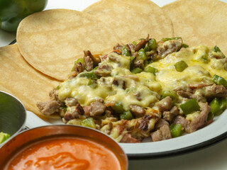 nachos with guacamole