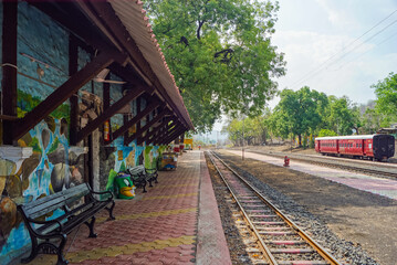 Fototapeta na wymiar Platform at railway station of mountain village Kalakund near Mhow, Indore, Madhya Pradesh on a sunny summer day. Indian village.