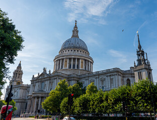 Fototapeta premium Christopher Wren's St. Paul's Cathedral in The City of London