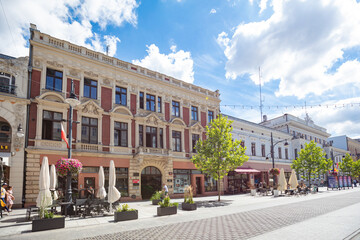 Fototapeta na wymiar Piotrkowska street in Łódź, Poland
