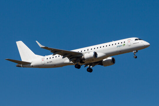 Pegas Fly (Ikar Airlines) Embraer ERJ-190