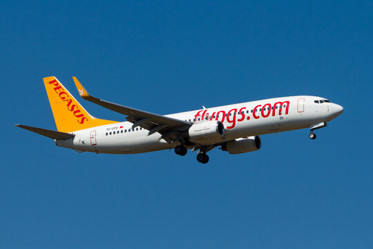 Pegasus Airlines Boeing 737-800