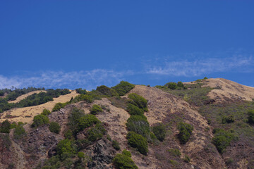 Fototapeta na wymiar Central California landscape with hills and mountains near the coast