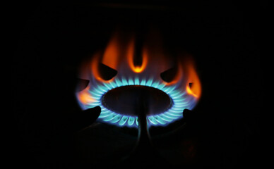 Natural gas flame energy supply 
