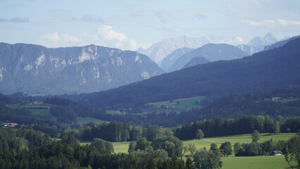 Fototapeta na wymiar Bayerische Berge im spät sommer