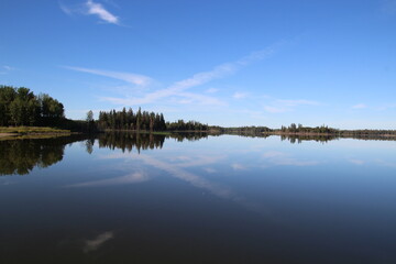 Fototapeta na wymiar Blue Waters Of Astotin Lake, Elk Island National Park, Alberta